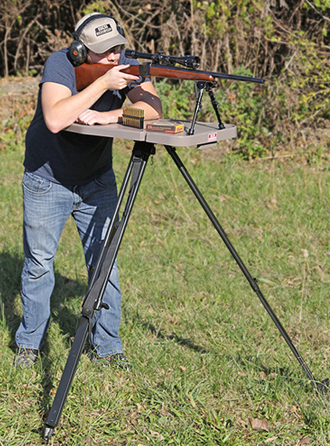 MTM Case-Gard Hi-Low Shooting Table FDE/Black Tripod Design 18"-55" High