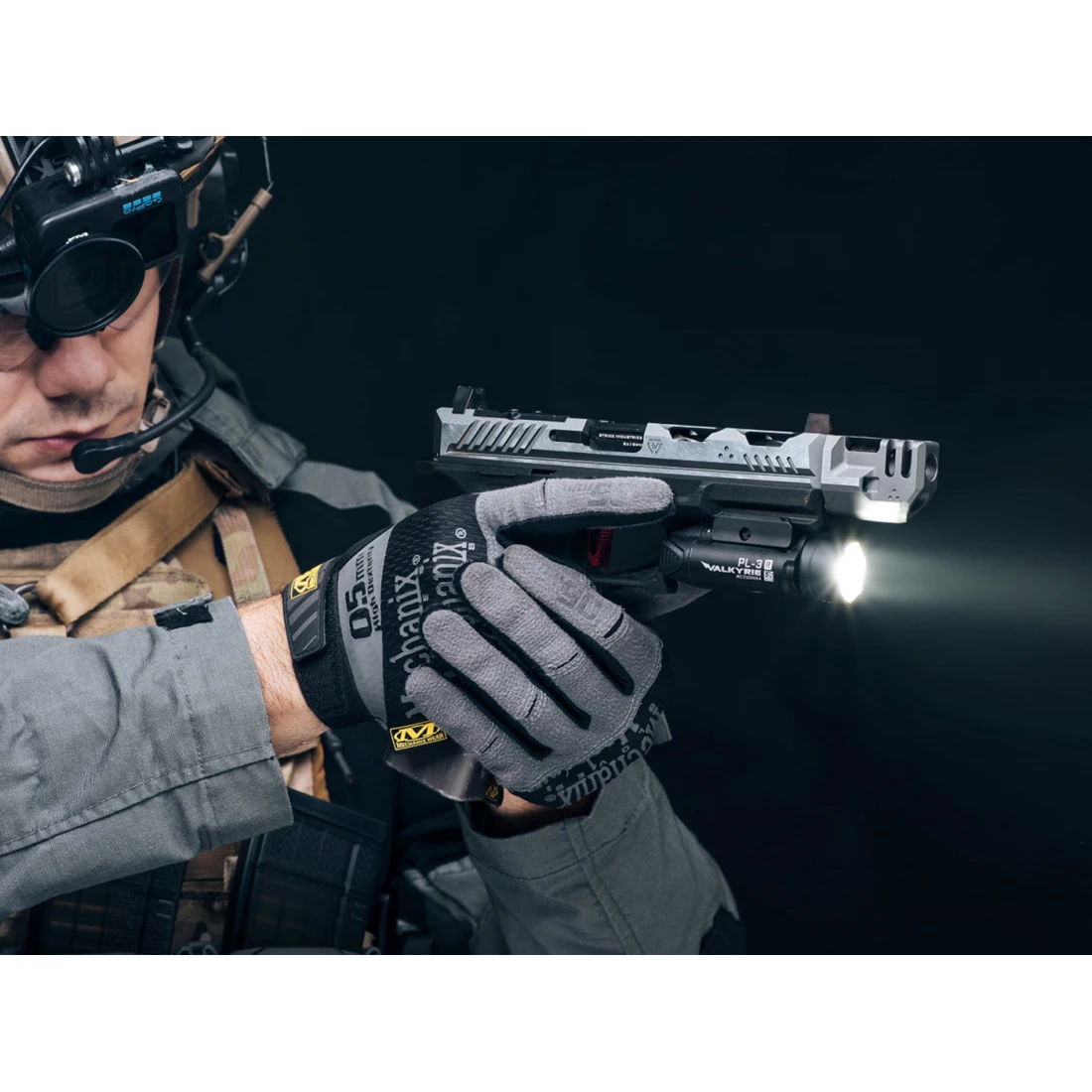 Olight PL-3R Valkyrie Rail Mount Pistol Light Black Anodized 1500 Lumens White LED